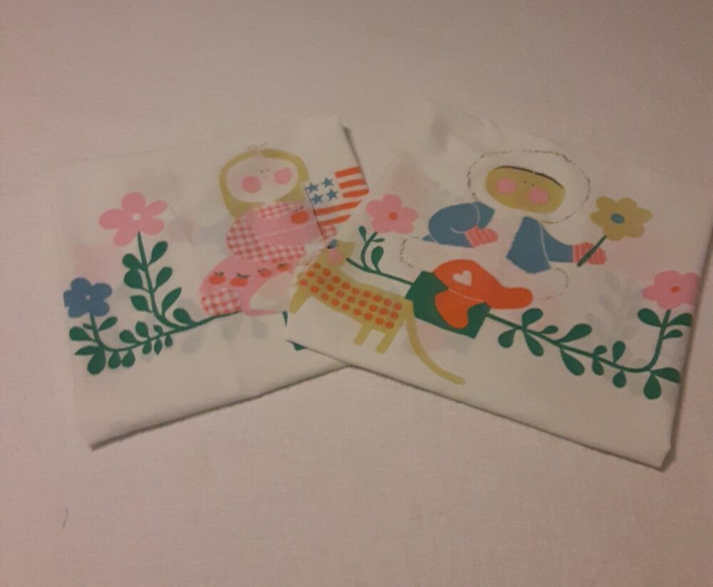 Vintage Fieldcrest Eskimo Children Double Sided Boy/ Girl Pillow Cases NOTE